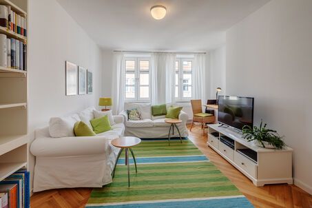 https://www.mrlodge.es/pisos/apartamento-de-2-habitaciones-munich-neuhausen-11796