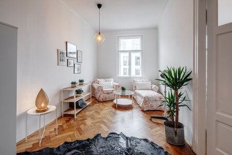 https://www.mrlodge.es/pisos/apartamento-de-2-habitaciones-munich-ludwigsvorstadt-11892
