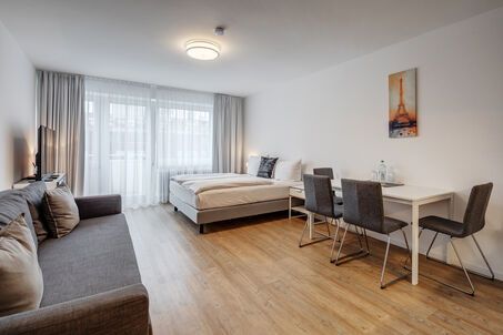 https://www.mrlodge.es/pisos/apartamento-de-1-habitacion-munich-nymphenburg-gern-11986