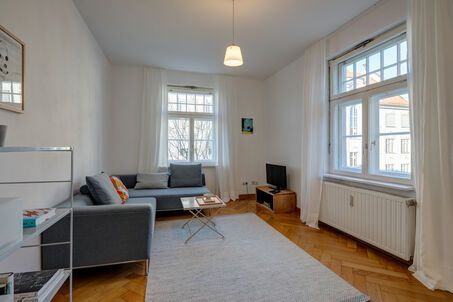 https://www.mrlodge.es/pisos/apartamento-de-3-habitaciones-munich-au-haidhausen-12036