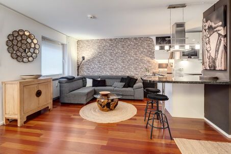 https://www.mrlodge.es/pisos/apartamento-de-3-habitaciones-munich-maxvorstadt-12098