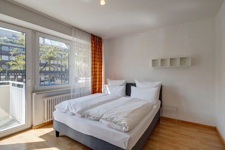 https://www.mrlodge.es/pisos/apartamento-de-1-habitacion-munich-nymphenburg-gern-12196