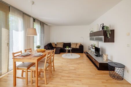 https://www.mrlodge.es/pisos/apartamento-de-2-habitaciones-munich-messestadt-riem-12287