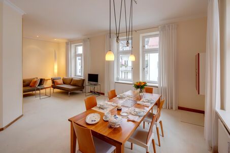 https://www.mrlodge.es/pisos/apartamento-de-3-habitaciones-munich-maxvorstadt-12757