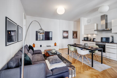 https://www.mrlodge.es/pisos/apartamento-de-3-habitaciones-munich-isarvorstadt-12894