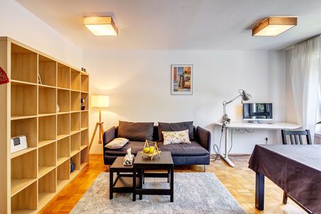https://www.mrlodge.es/pisos/apartamento-de-3-habitaciones-munich-nymphenburg-13123