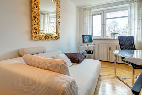 https://www.mrlodge.es/pisos/apartamento-de-2-habitaciones-munich-bogenhausen-2411