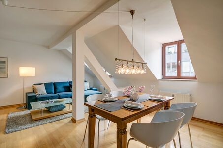 https://www.mrlodge.es/pisos/apartamento-de-2-habitaciones-munich-maxvorstadt-3512