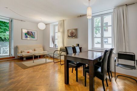 https://www.mrlodge.es/pisos/apartamento-de-1-habitacion-munich-neuhausen-3573