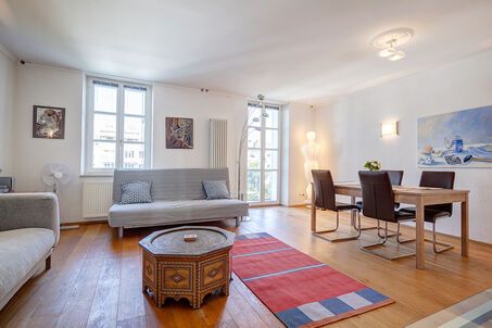 https://www.mrlodge.es/pisos/apartamento-de-2-habitaciones-munich-neuhausen-3848
