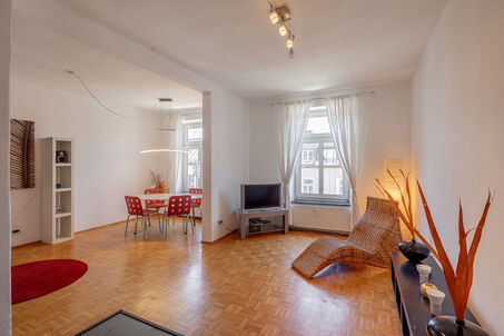 https://www.mrlodge.es/pisos/apartamento-de-2-habitaciones-munich-au-haidhausen-4369