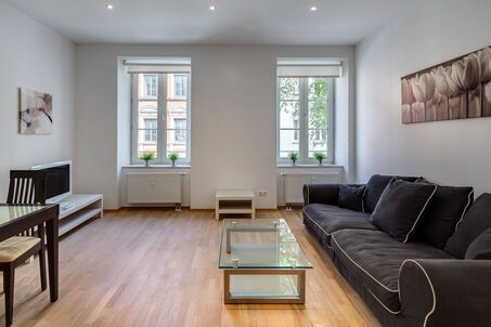 https://www.mrlodge.es/pisos/apartamento-de-3-habitaciones-munich-maxvorstadt-4646