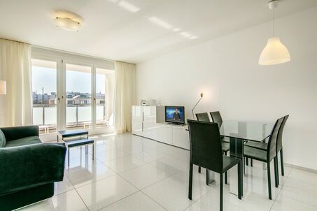 https://www.mrlodge.es/pisos/apartamento-de-2-habitaciones-munich-nymphenburg-5046