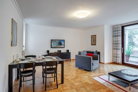 https://www.mrlodge.es/pisos/apartamento-de-2-habitaciones-munich-arabellapark-5472