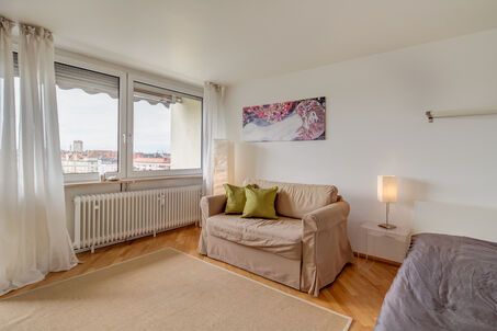 https://www.mrlodge.es/pisos/apartamento-de-1-habitacion-munich-neuhausen-5988