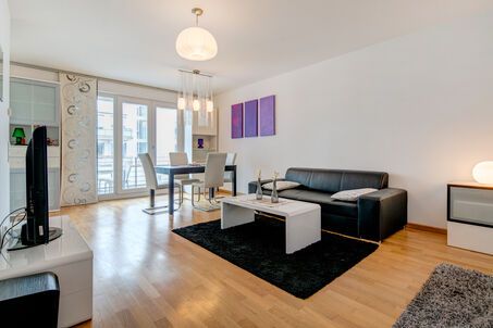 https://www.mrlodge.es/pisos/apartamento-de-2-habitaciones-munich-neuhausen-6762