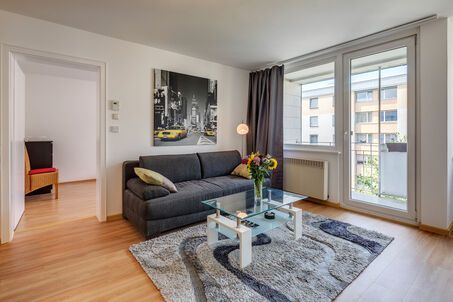 https://www.mrlodge.es/pisos/apartamento-de-2-habitaciones-munich-neuhausen-7203