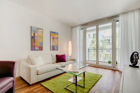 https://www.mrlodge.es/pisos/apartamento-de-2-habitaciones-munich-maxvorstadt-7207