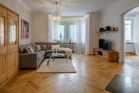 https://www.mrlodge.es/pisos/apartamento-de-4-habitaciones-munich-maxvorstadt-7749