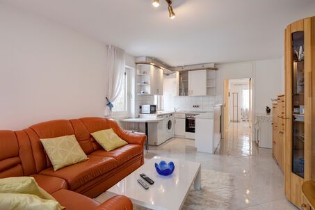https://www.mrlodge.es/pisos/apartamento-de-2-habitaciones-munich-bogenhausen-7774