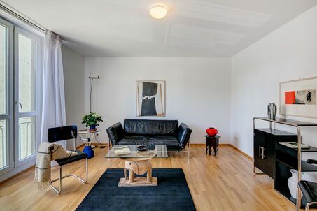 https://www.mrlodge.es/pisos/apartamento-de-3-habitaciones-munich-maxvorstadt-8052