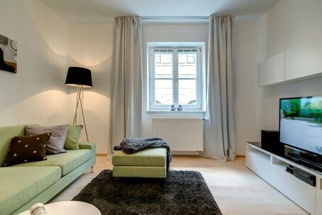 https://www.mrlodge.es/pisos/apartamento-de-2-habitaciones-munich-maxvorstadt-8499