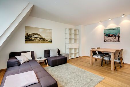 https://www.mrlodge.es/pisos/apartamento-de-2-habitaciones-munich-neuhausen-8591
