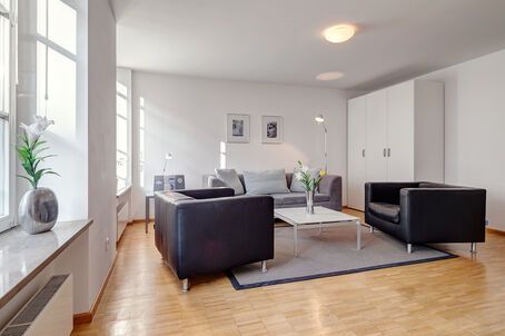 https://www.mrlodge.es/pisos/apartamento-de-3-habitaciones-munich-maxvorstadt-861