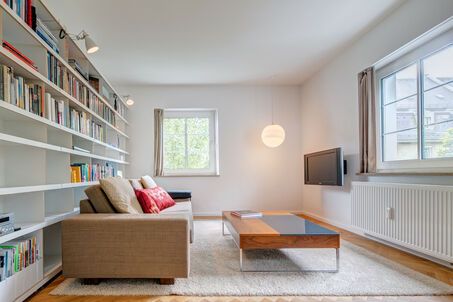 https://www.mrlodge.es/pisos/apartamento-de-4-habitaciones-munich-neuhausen-8959