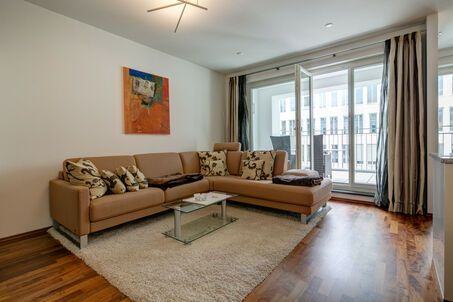 https://www.mrlodge.es/pisos/apartamento-de-2-habitaciones-munich-maxvorstadt-9023