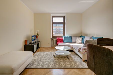 https://www.mrlodge.es/pisos/apartamento-de-3-habitaciones-munich-au-haidhausen-9352