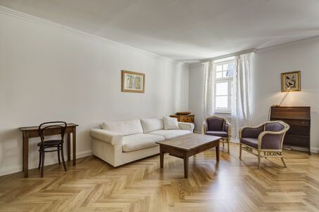 https://www.mrlodge.es/pisos/apartamento-de-1-habitacion-munich-gaertnerplatzviertel-9485