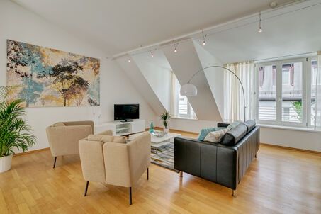 https://www.mrlodge.es/pisos/apartamento-de-2-habitaciones-munich-gaertnerplatzviertel-9587