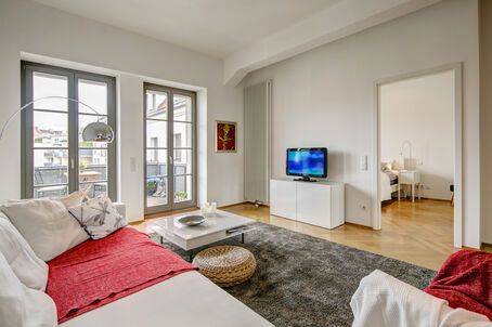 https://www.mrlodge.es/pisos/apartamento-de-3-habitaciones-munich-au-haidhausen-9588