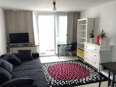 https://www.mrlodge.es/pisos/apartamento-de-4-habitaciones-munich-neuhausen-9595