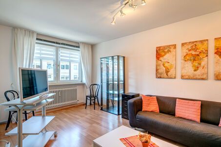 https://www.mrlodge.es/pisos/apartamento-de-2-habitaciones-munich-au-haidhausen-976